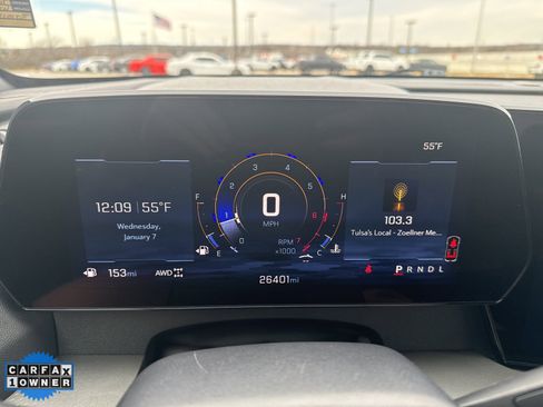 Used 2025 Chevrolet Traverse LT image 17