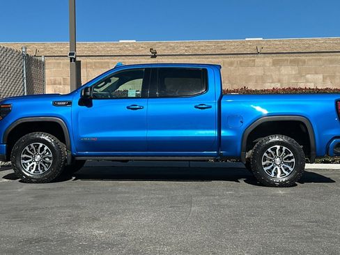 Used 2023 GMC Sierra 1500 AT4 w/ AT4 Premium Package image 7
