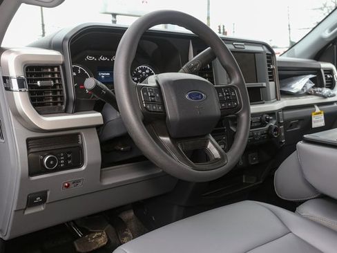 New 2025 Ford F450 XL w/ XL Chrome Package image 17