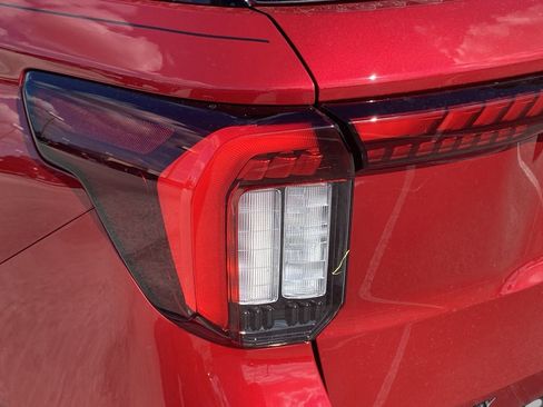 New 2026 Ford Explorer ST-Line w/ ST-Line Street Pack RWD image 10