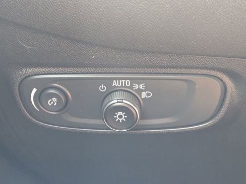 Used 2024 Chevrolet Equinox LT AWD/4WD image 19