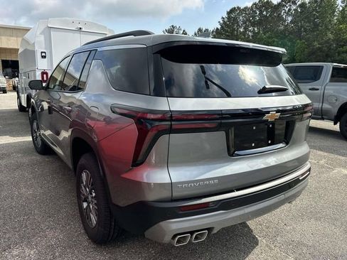 New 2026 Chevrolet Traverse LT FWD image 19