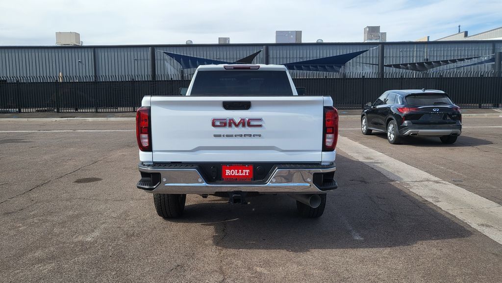 Used 2024 GMC Sierra 2500 Pro AWD/4WD image 7