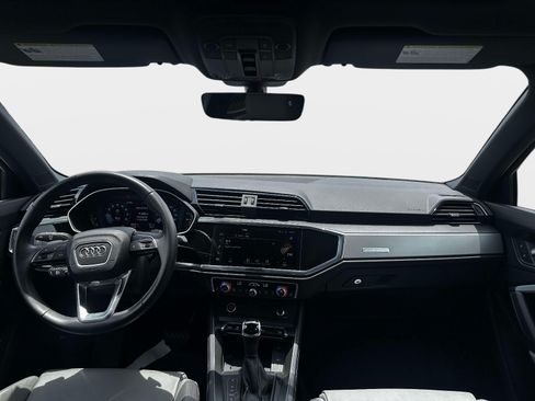Certified 2025 Audi Q3 2.0T Premium w/ Convenience Package AWD/4WD image 10