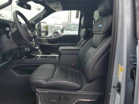 New 2026 Ford F250 Platinum AWD/4WD image 11