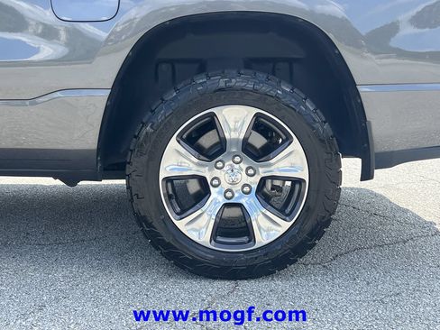 Used 2023 RAM 1500 Laramie AWD/4WD image 31