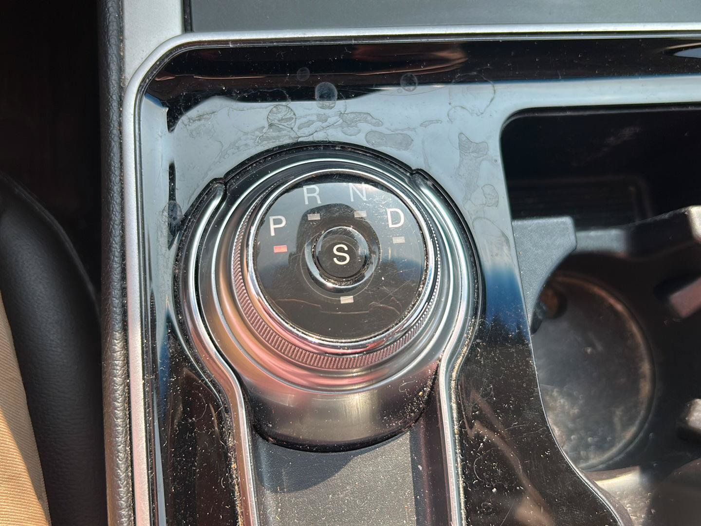 Used 2019 Ford Edge SEL w/ Equipment Group 201A AWD/4WD image 20