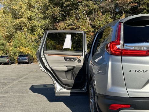 Used 2018 Honda CR-V EX-L image 26