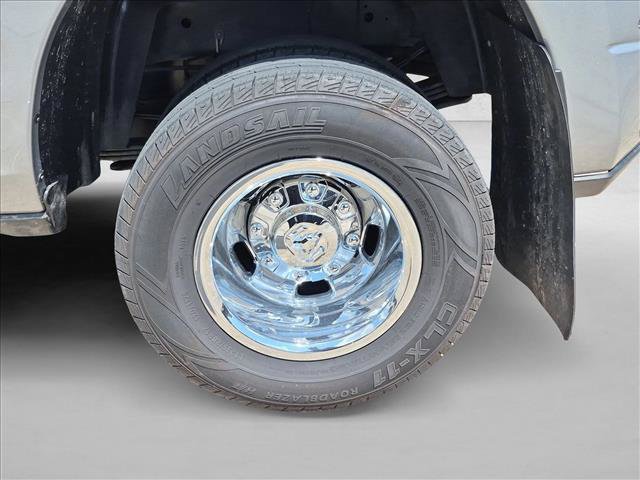 Used 2024 RAM 3500 Tradesman w/ Chrome Appearance Group AWD/4WD image 14