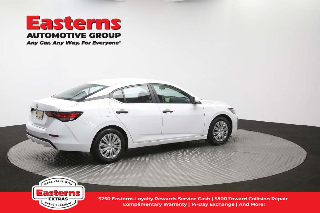 Used 2024 Nissan Sentra S FWD image 38