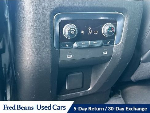 Used 2023 Chevrolet Tahoe Premier AWD/4WD image 33