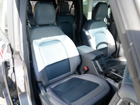 Used 2024 Ford Bronco Outer Banks w/ Sasquatch Package image 55