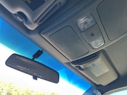 Used 2015 Toyota Tacoma PreRunner w/ SR5 Package image 13