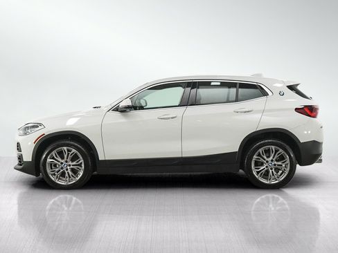 Used 2021 BMW X2 xDrive28i w/ Convenience Package AWD/4WD image 2