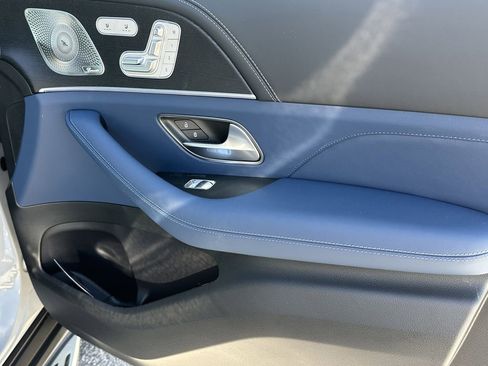 New 2026 Mercedes-Benz GLE 580 4MATIC image 16