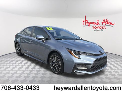 Used 2022 Toyota Corolla SE FWD image 1