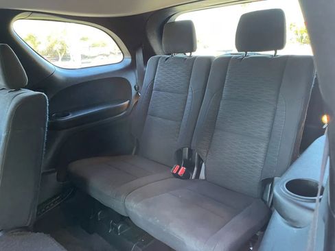 Used 2019 Dodge Durango SXT w/ 3rd Row Seating Group image 20