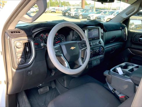 Used 2019 Chevrolet Silverado 1500 LT w/ All-Star Edition image 17