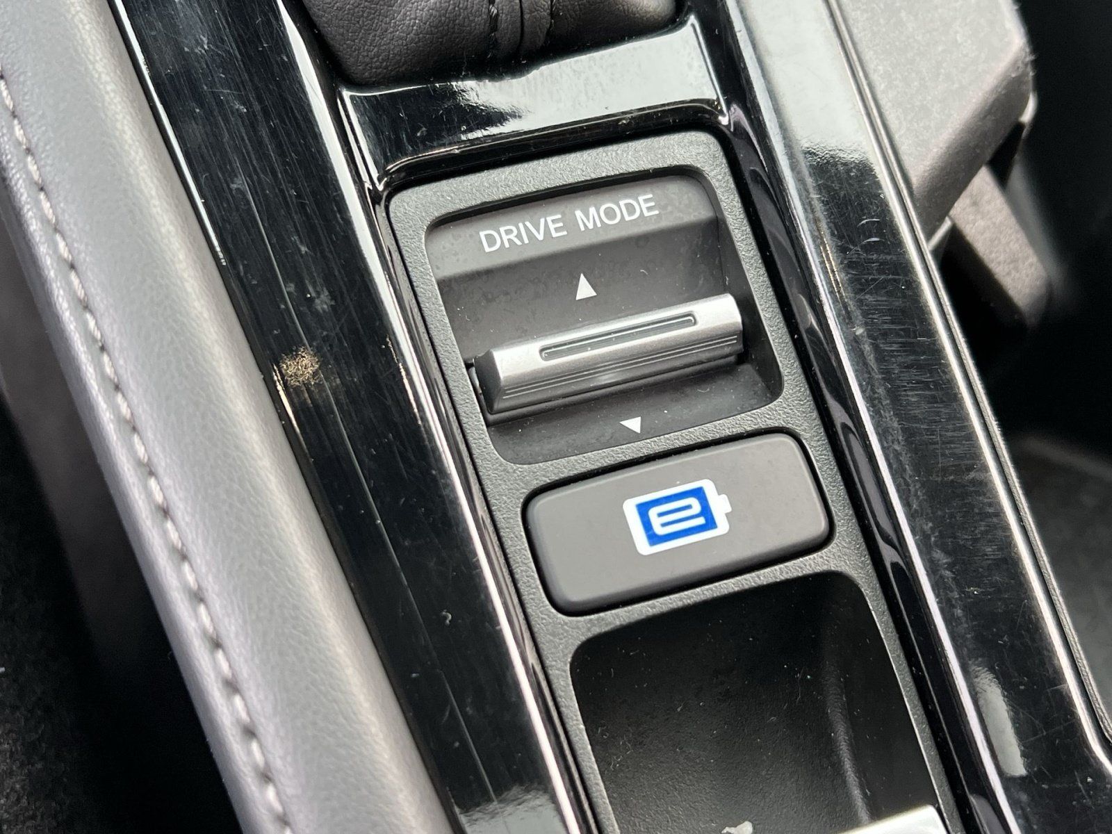 Used 2025 Honda Accord Touring image 38