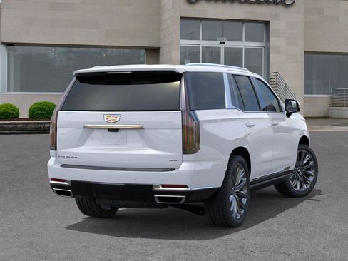 New 2026 Cadillac Escalade Platinum Luxury w/ LPO, Radiant Package AWD/4WD image 4