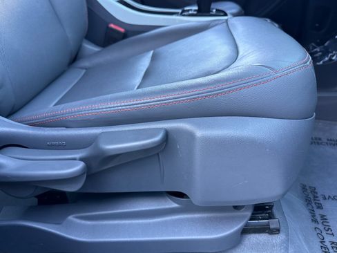 Used 2020 Chevrolet Bolt Premier w/ Infotainment Package image 23