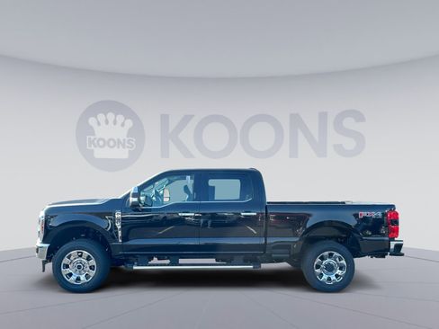 New 2026 Ford F250 Lariat w/ Chrome Package image 2