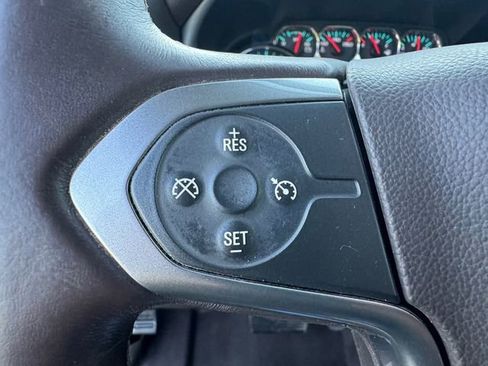 Used 2017 Chevrolet Silverado 1500 LT w/ All Star Edition AWD/4WD image 7