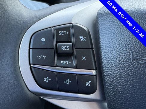 Used 2025 Ford Explorer Active w/ Active Comfort Package image 16