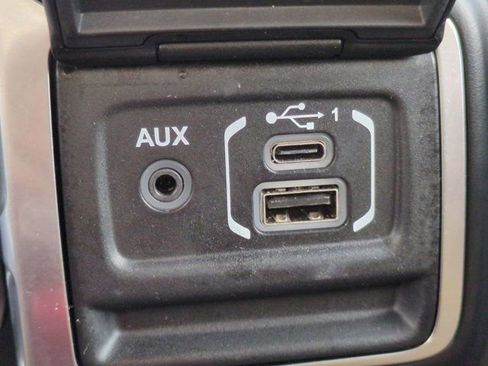 Used 2022 Jeep Wrangler Unlimited Sahara w/ Safety Group image 21