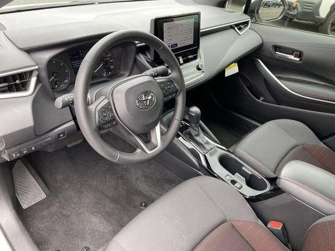 Used 2025 Toyota Corolla SE FWD image 16