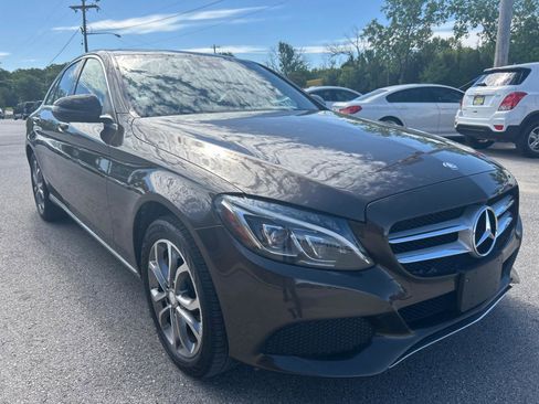 Used 2016 Mercedes-Benz C 300 4MATIC Sedan image 3