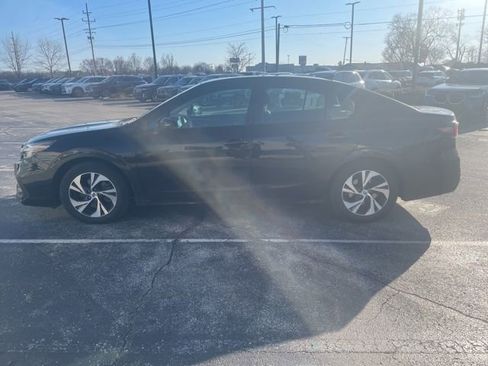 Used 2023 Subaru Legacy Premium image 5