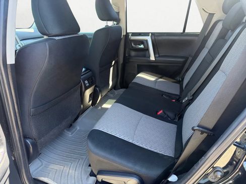 Used 2020 Toyota 4Runner SR5 w/ Convenience Package AWD/4WD image 21