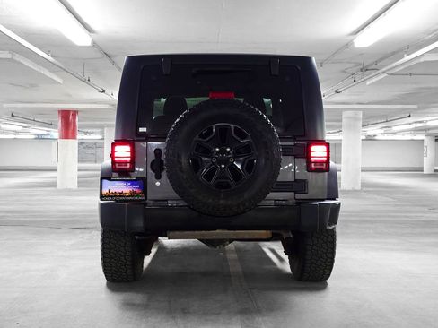 Used 2016 Jeep Wrangler Sport image 8