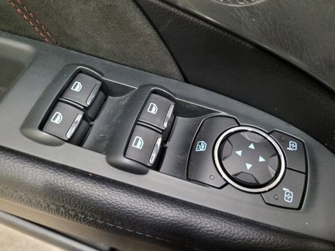 Used 2018 Ford Explorer XLT w/ Equipment Group 202A AWD/4WD image 27