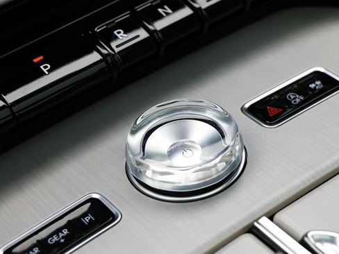 Used 2025 Lincoln Navigator L Reserve image 35