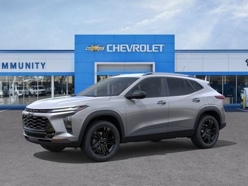 New 2026 Chevrolet Trax ACTIV w/ Driver Confidence Package FWD image 3