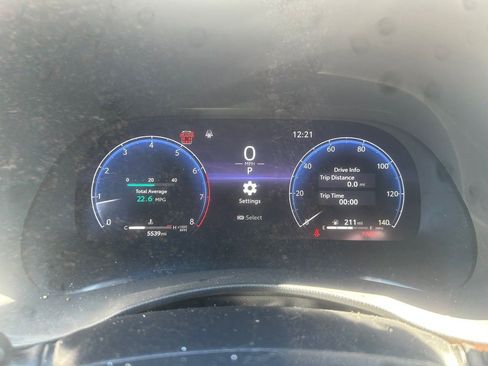 Certified 2025 Toyota Highlander Platinum AWD/4WD image 13