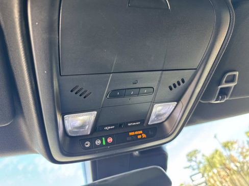 Used 2021 Cadillac XT4 Premium Luxury w/ Driver Awareness Package image 33