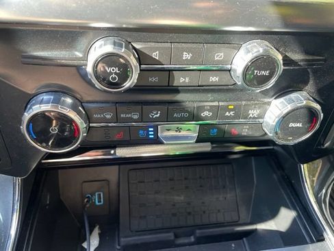 Used 2023 Ford F150 Lariat w/ Equipment Group 502A High AWD/4WD image 19