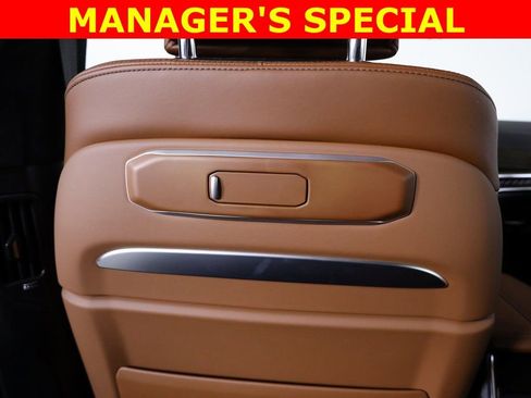 Used 2026 BMW X7 M60i AWD/4WD image 47