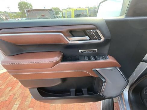 Used 2024 GMC Sierra 1500 Denali Ultimate AWD/4WD image 10