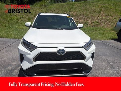 Used 2021 Toyota RAV4 SE w/ Weather & Moonroof Package AWD/4WD image 17