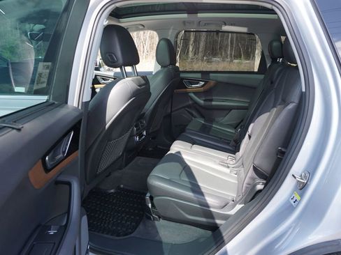 Used 2017 Audi Q7 3.0T Prestige image 13