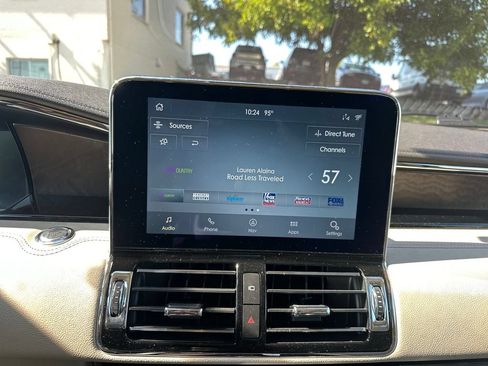 Used 2020 Lincoln Navigator Reserve w/ Luxury Package AWD/4WD image 15