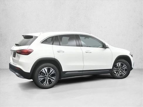 Certified 2026 Mercedes-Benz GLA 250 4MATIC image 7