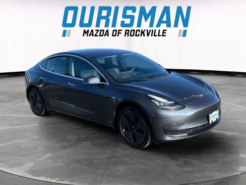 Used 2018 Tesla Model 3 Long Range image 1