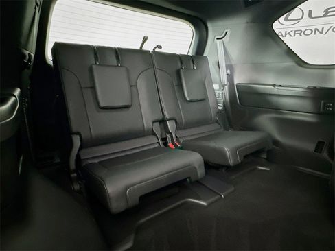 Used 2024 Lexus LX 600 4WD w/ Appearance Package image 31