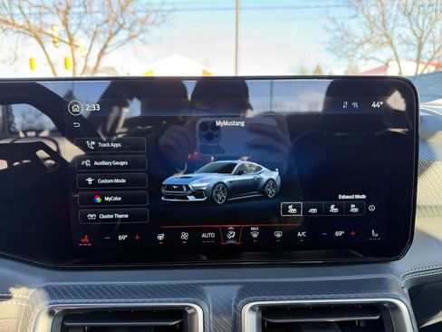 Used 2024 Ford Mustang GT Premium w/ GT Performance Package image 28