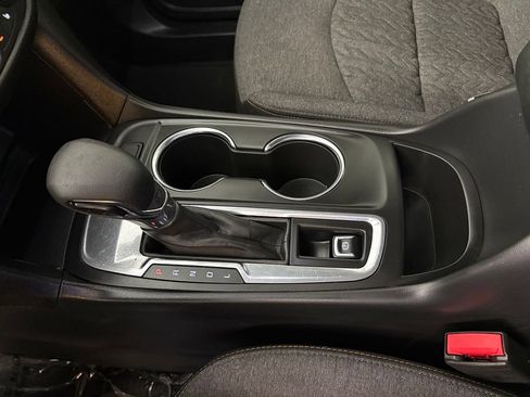 Used 2024 Chevrolet Equinox LT FWD image 30